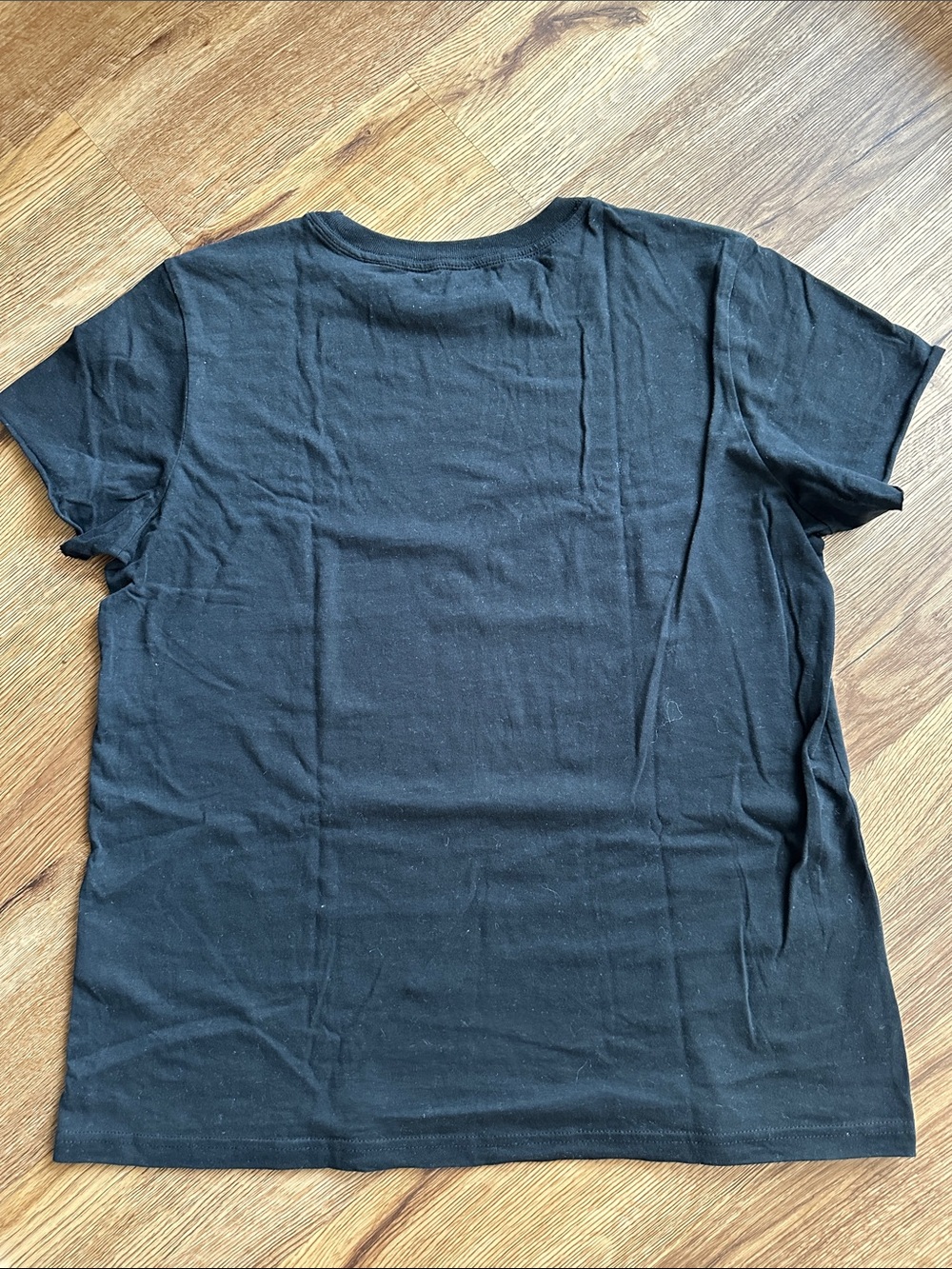 Superdry Black Tee with Multicolor Crystal embellished Dragon design - Picture 2 of 3